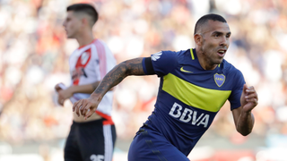 Carlos Tevez Signs With Chinese Team, Will Only Be Super Rich Rather Than Mega Rich